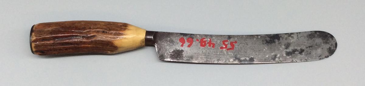 1955.0048.066 Knife, view 2