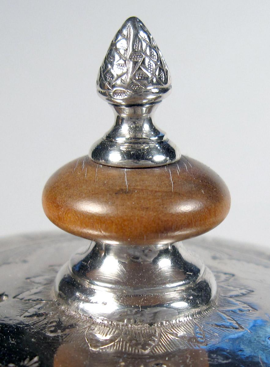 1961.0937 Silver and wood Teapot finial