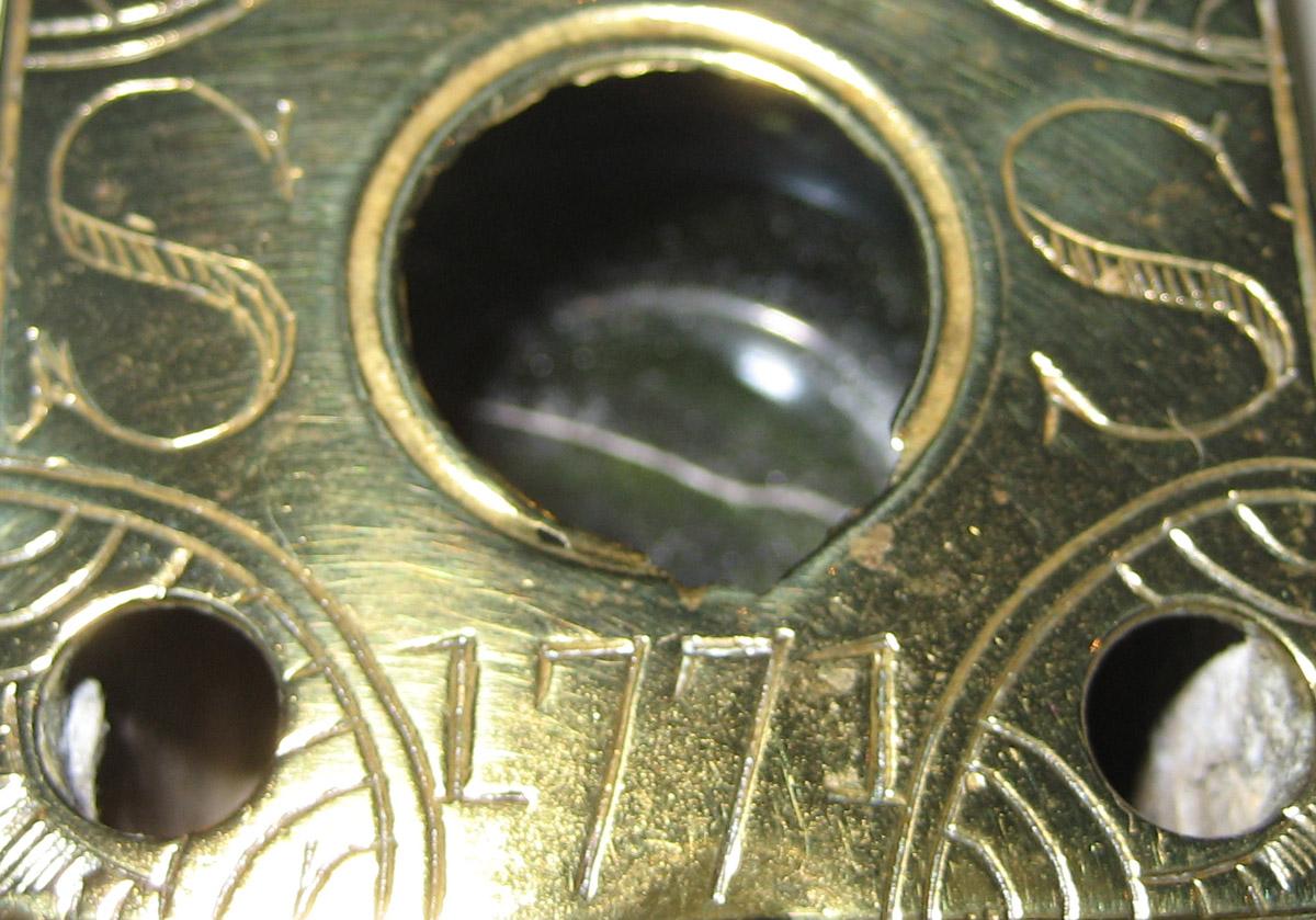 1961.0941 Inkwell (inscription)
