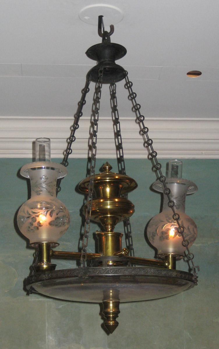 1961.0954 Chandelier