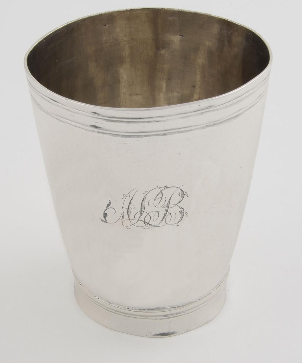 1961.0960 Beaker
