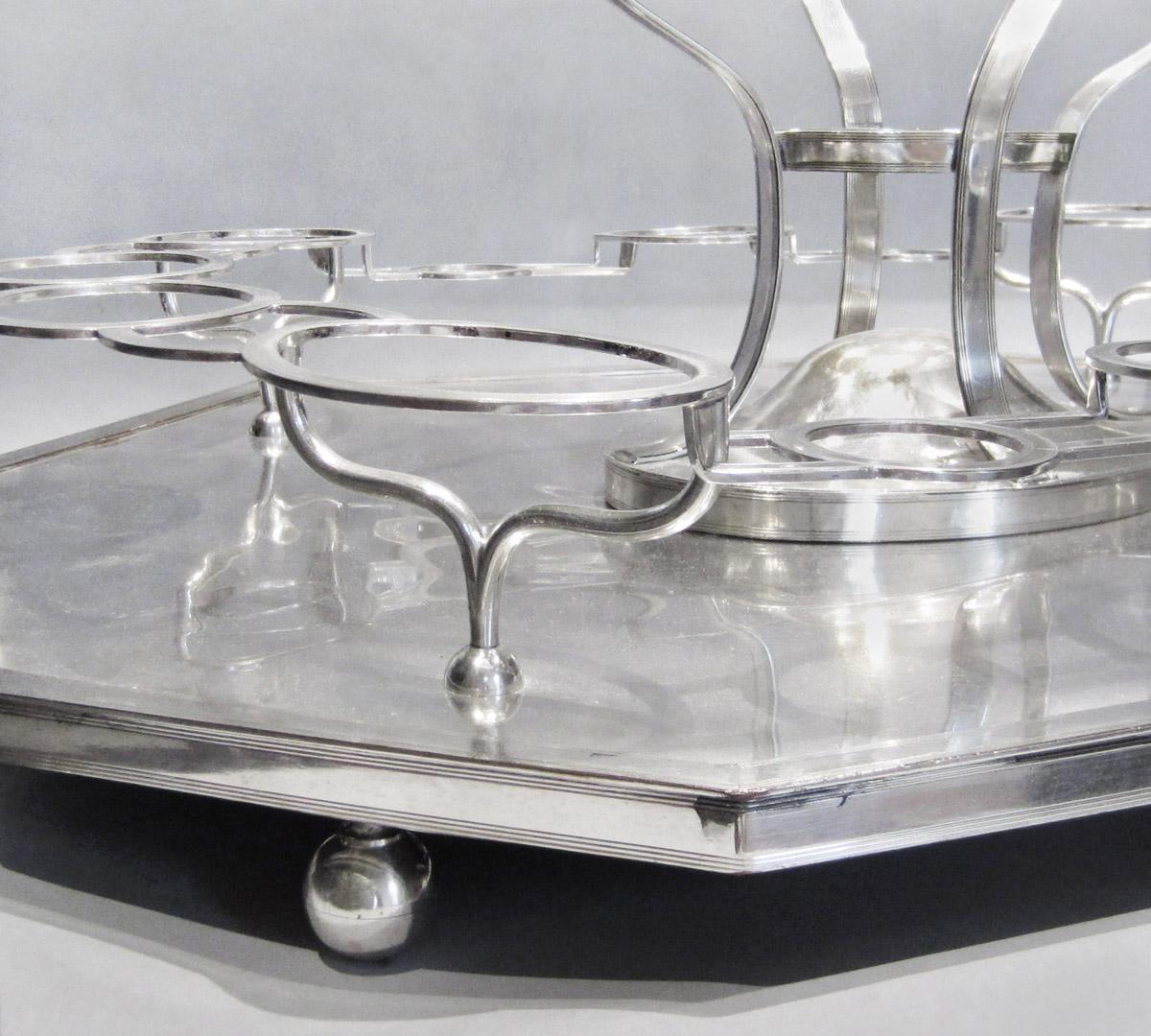 1961.0963 A-C Epergne, detail