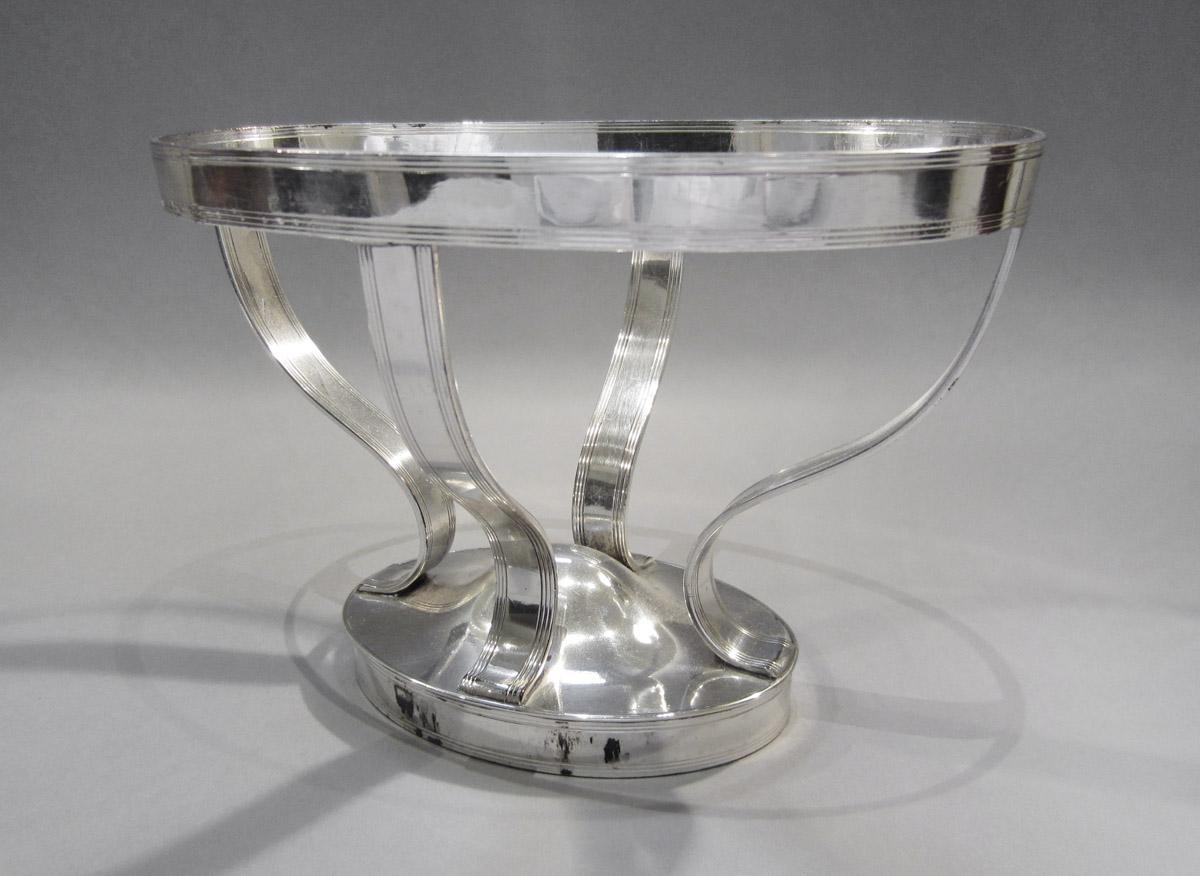 1961.0963 E Epergne rack, view 2