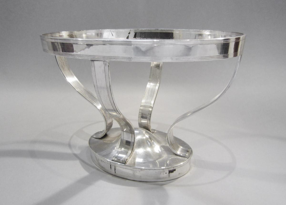 1961.0963 G Epergne rack, view 2