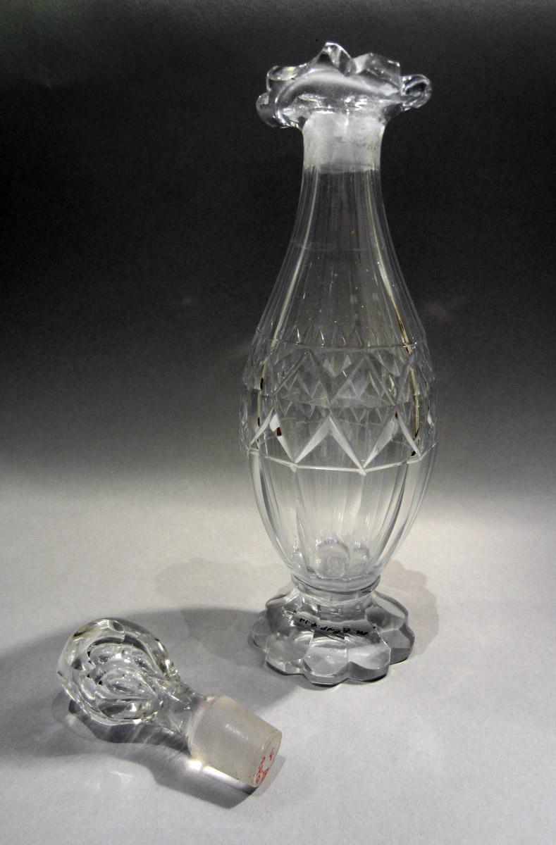 1961.0963 M Epergne bottle, view 2