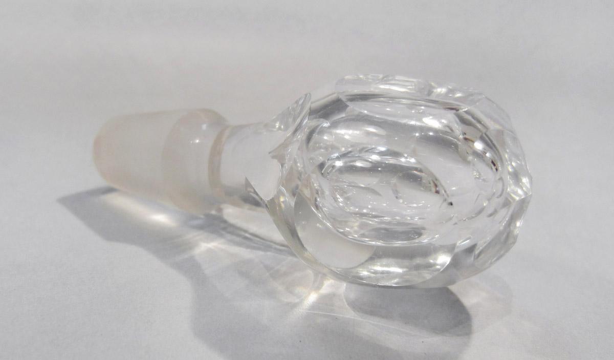 1961.0963 N Epergne bottle, stopper
