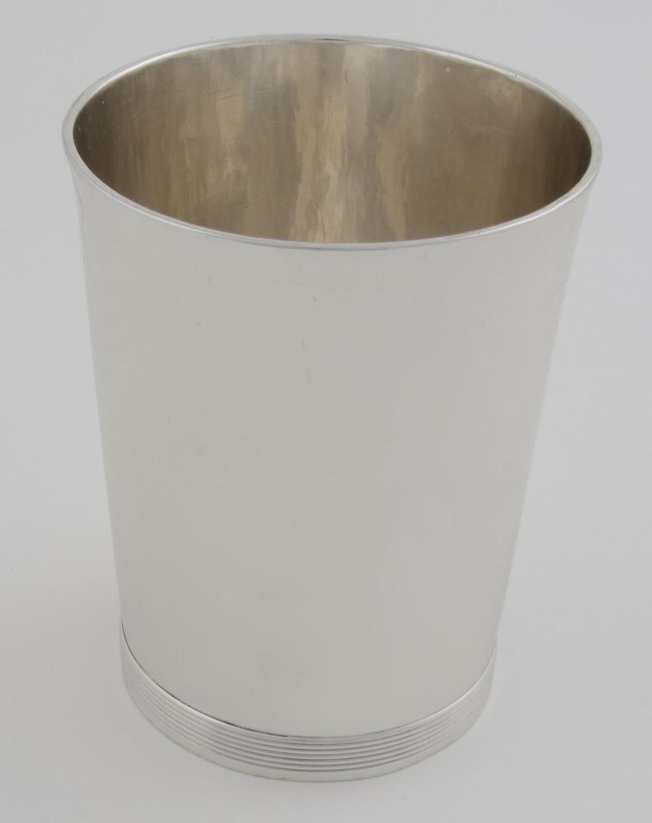 1961.0971 Silver Beaker