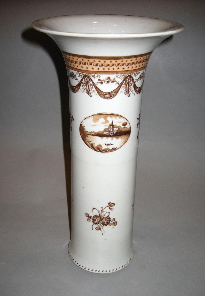 1961.1030.001 Vase