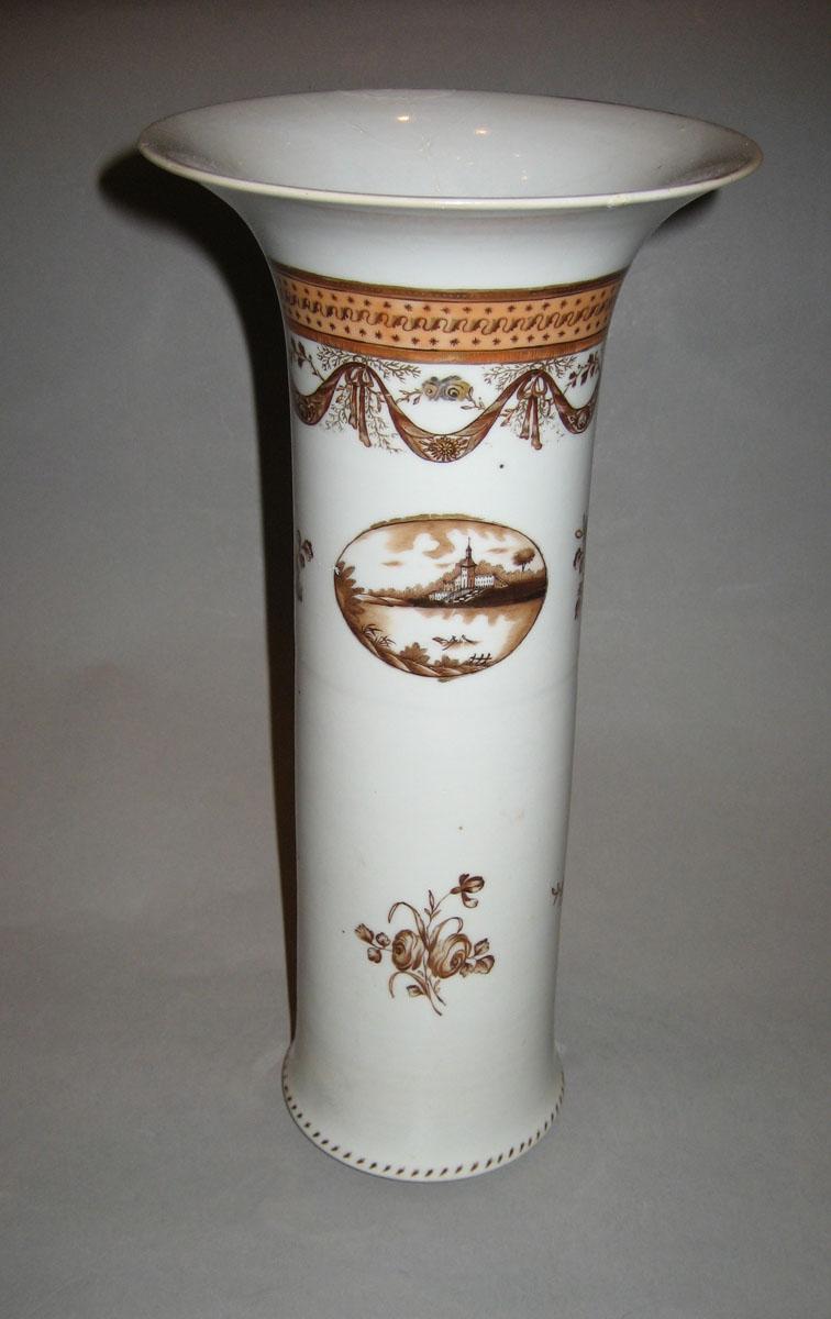 1961.1030.002 Vase