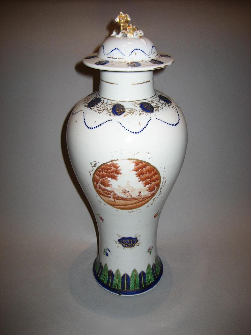 1961.1032.003 Vase view2
