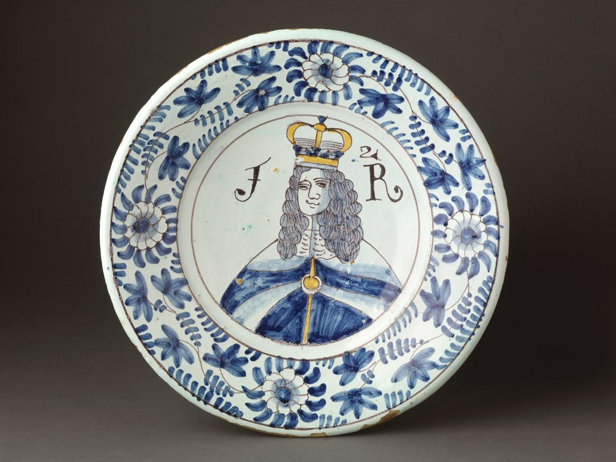 1952.0064 Delftware dish