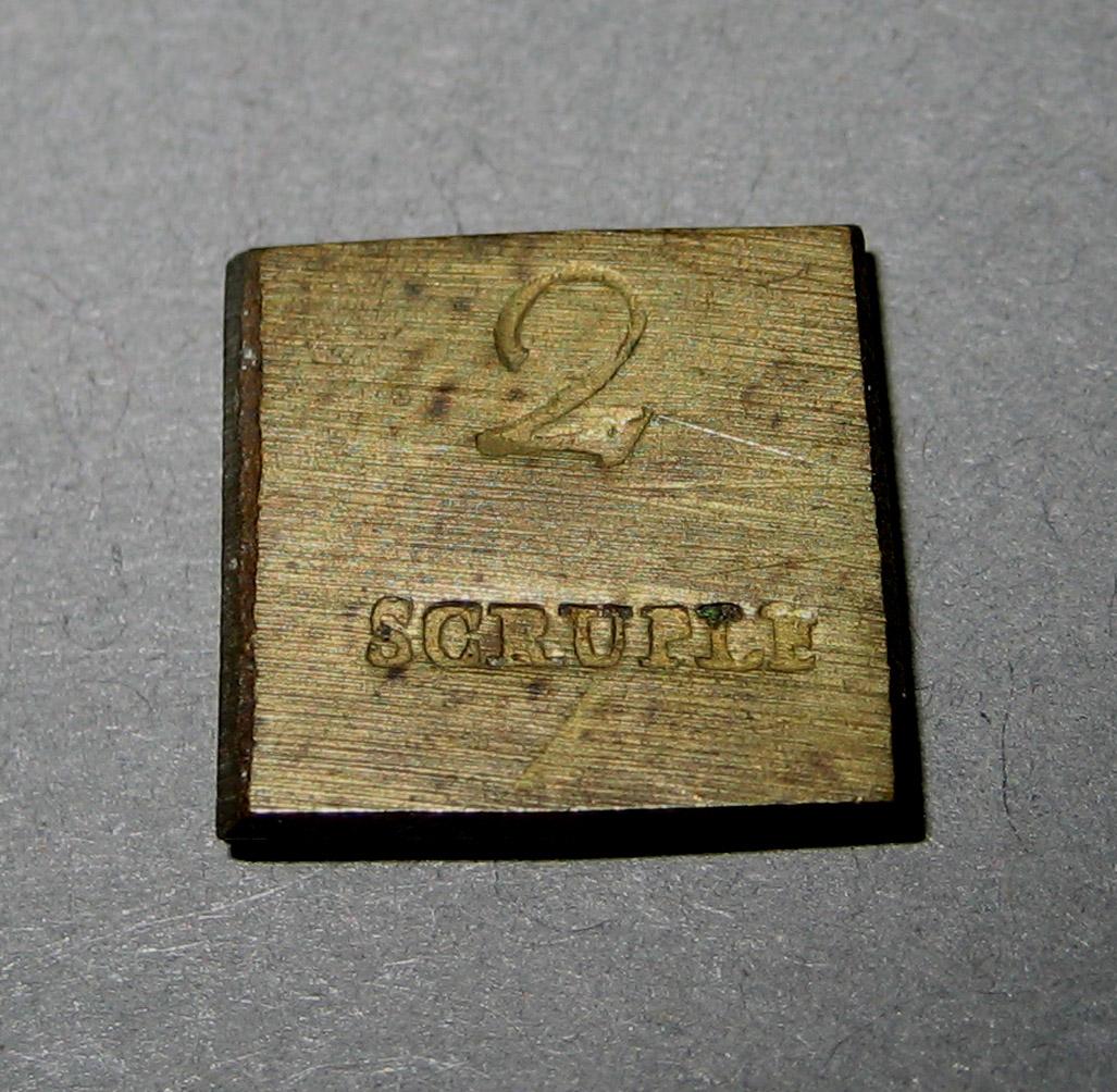 1961.1042 G G Weight