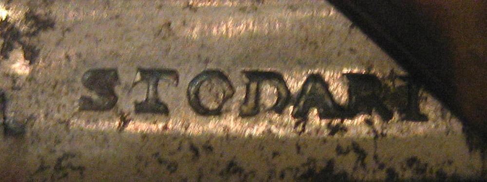 1961.1042 OO Knife (mark)