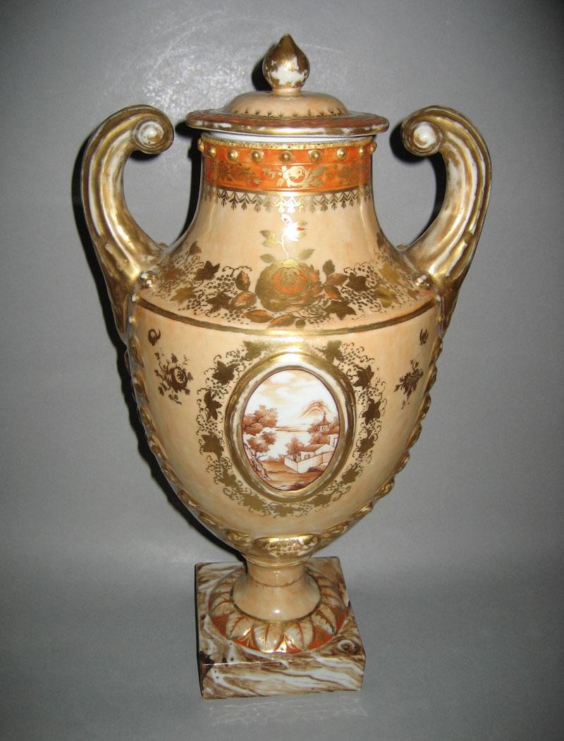 1961.1085.001 Urn and cover