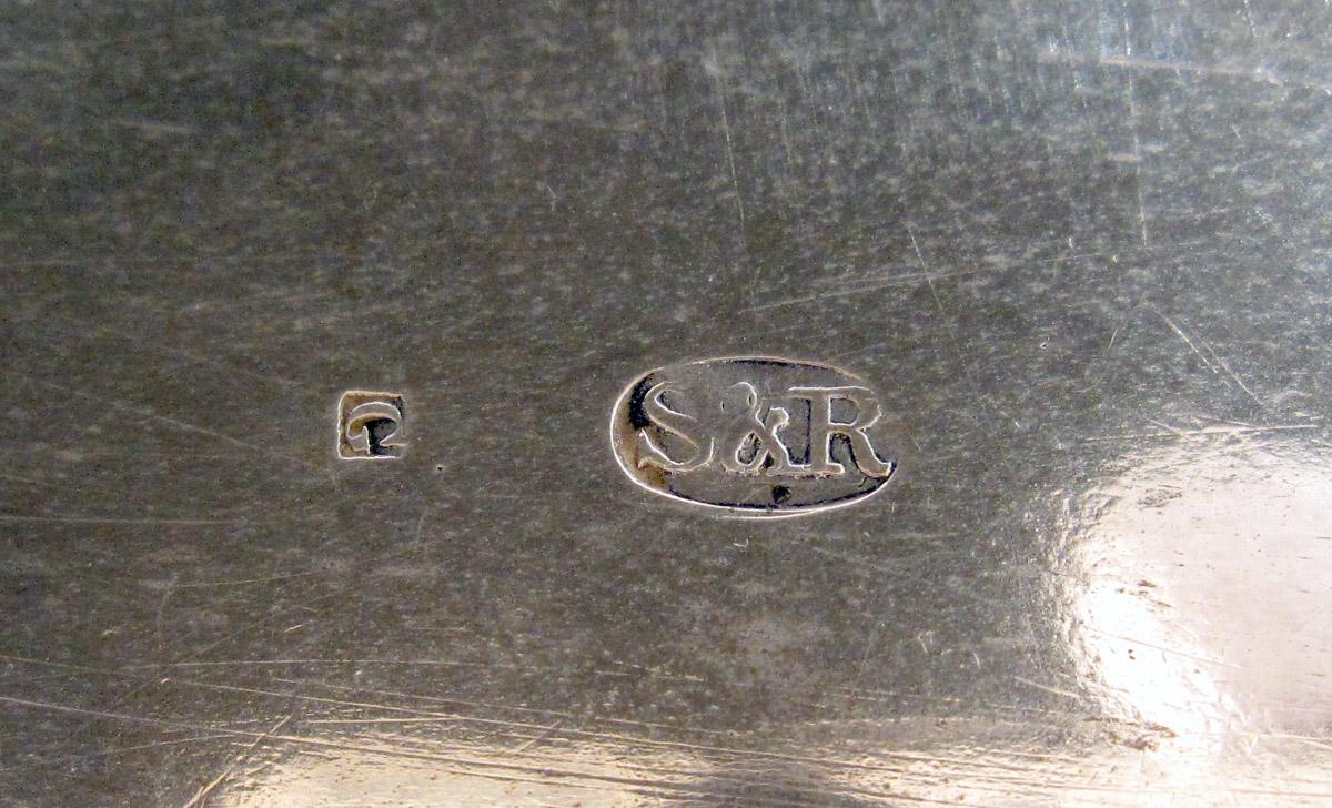 1961.1092 Silver Teapot stand mark