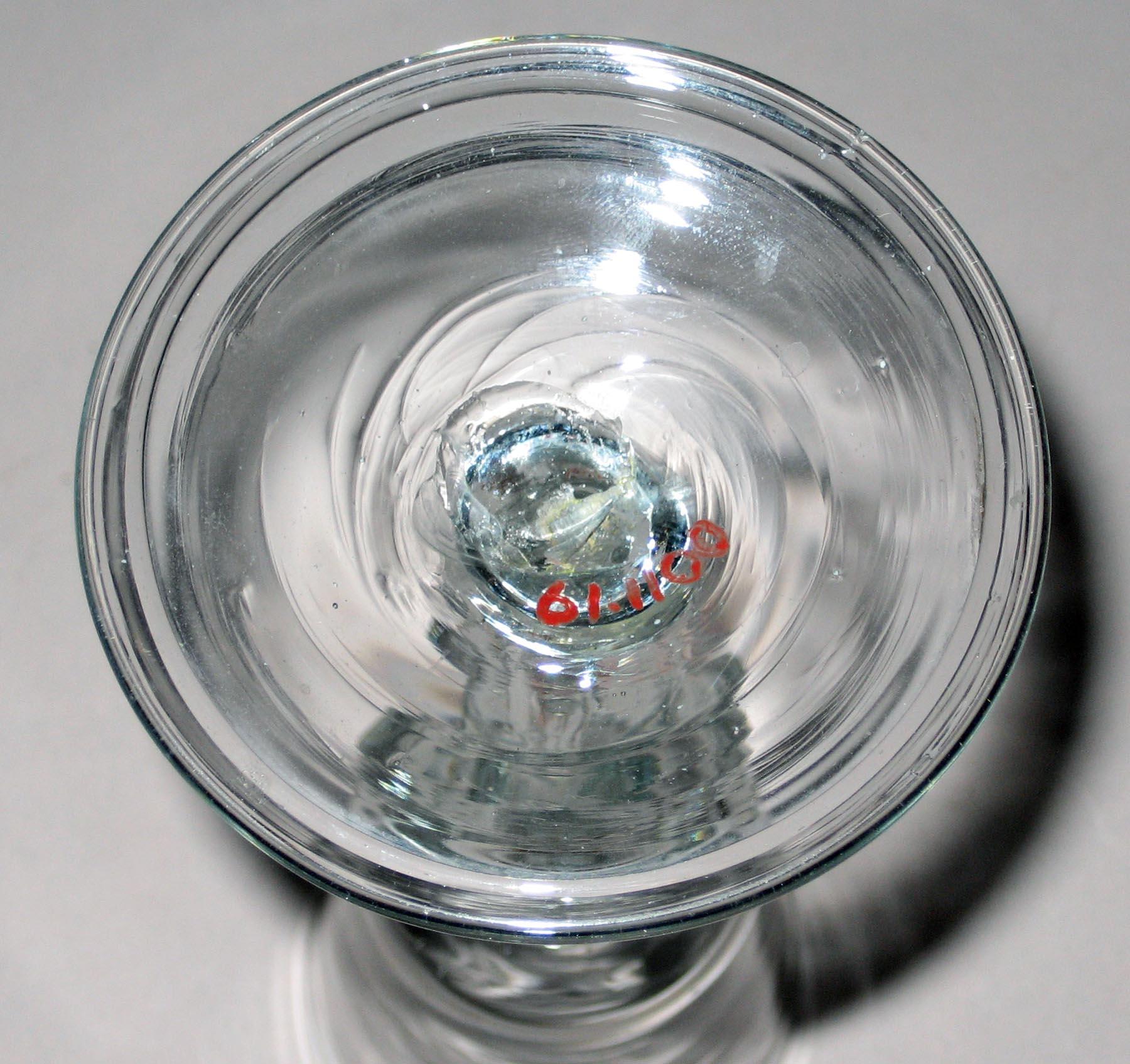 1961.1100 Wine glass (bottom)
