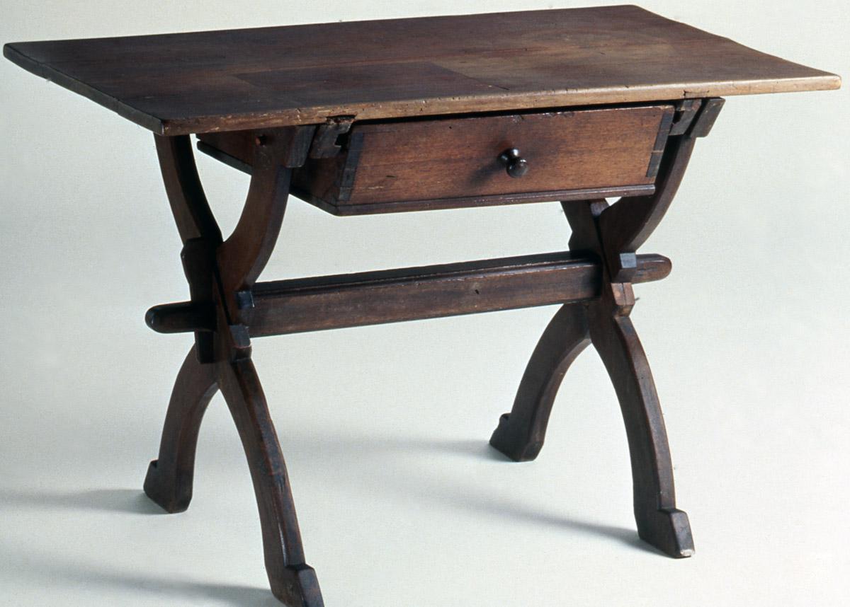1961.1148 Table