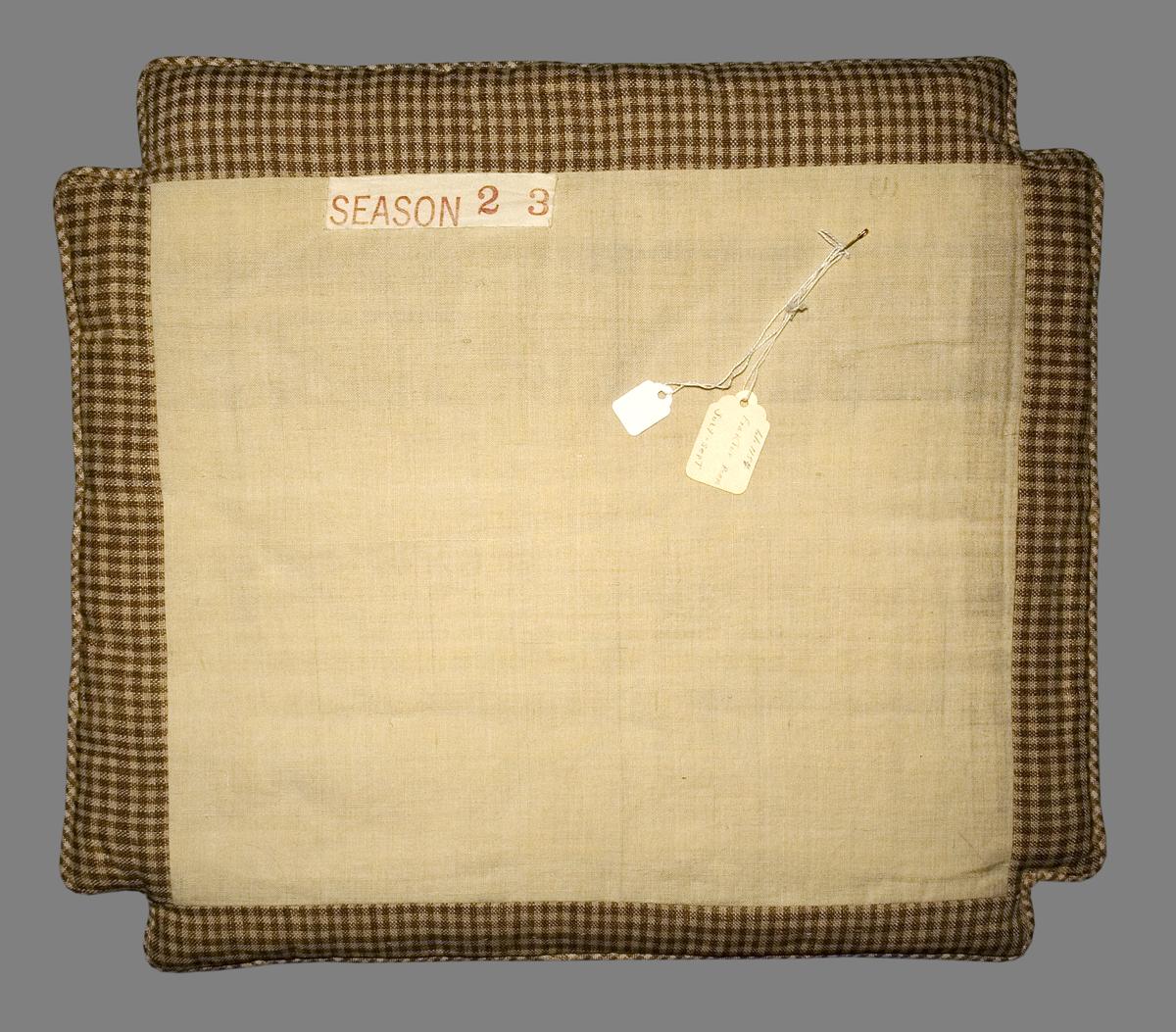 1969.8346 Cushion, Chair Pad, Verso