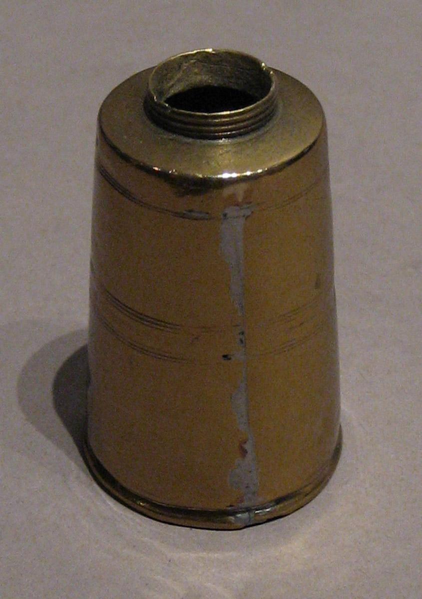 1961.1167 A (detail) Inkstand