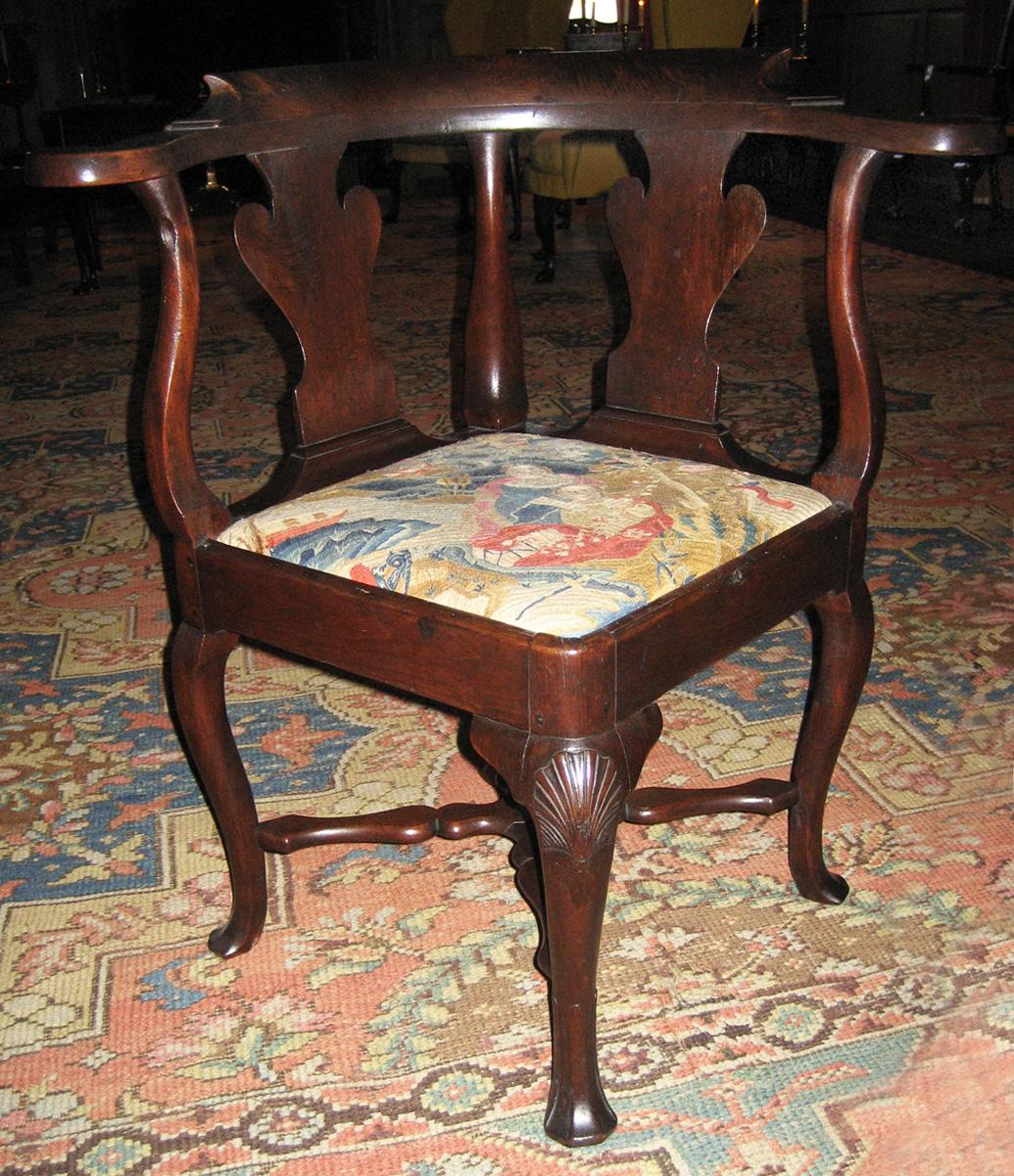 1961.1190 Corner chair with 1984.0642 slip seat