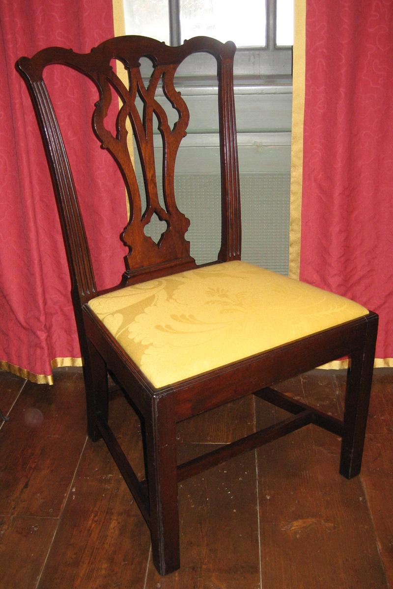1961.1194 chair  with 1984.0638.008 slip seat,view 2
