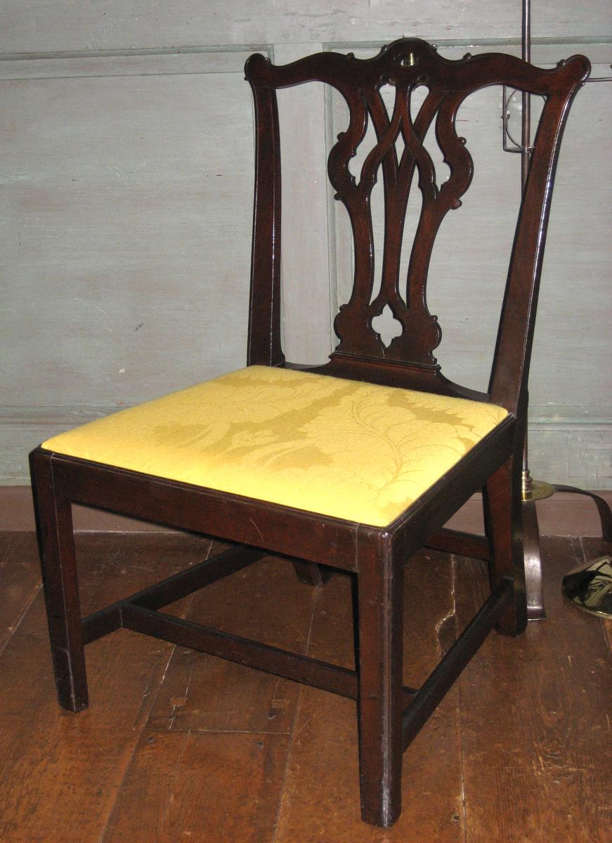 1961.1200.001 chair with slipsseat 1984.0638.005 view 1