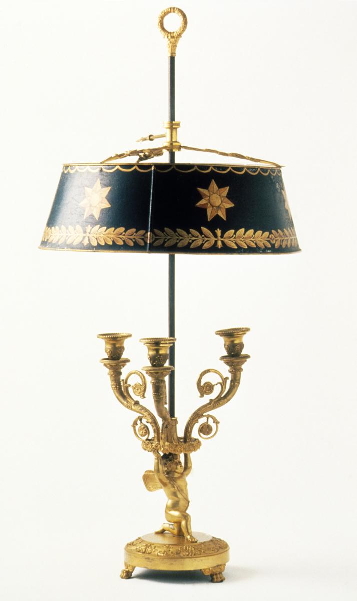 1961.1232 A-C Lamp