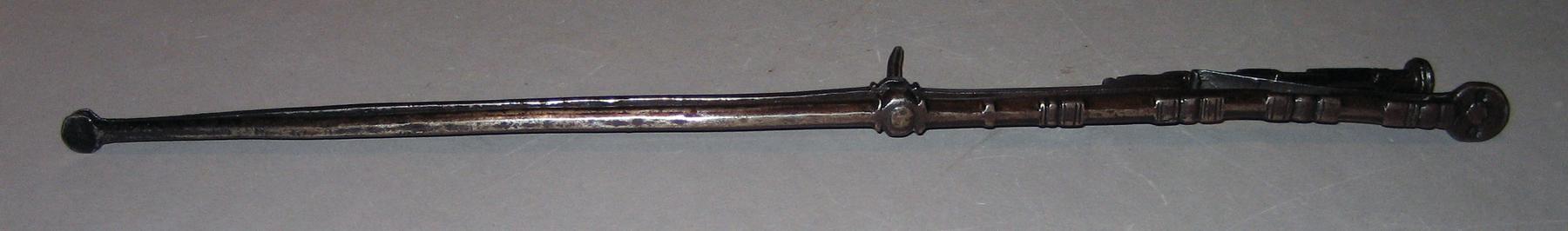 1961.1331 Tongs