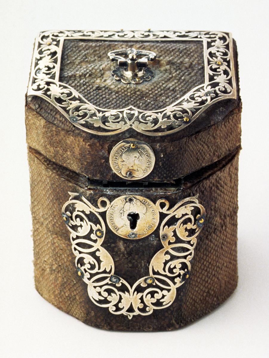 1961.1336 Tea Caddy, View 2