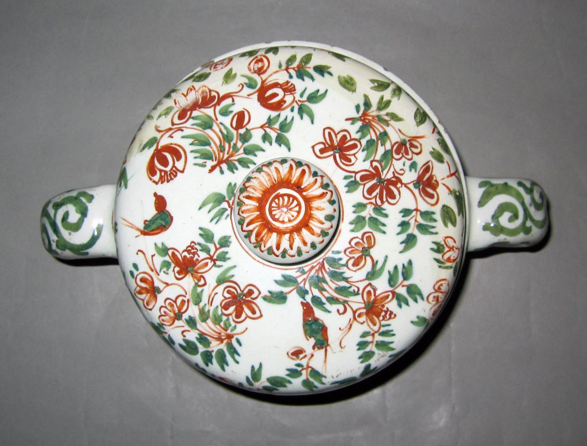 1964.1340 A,B Delft flower container top