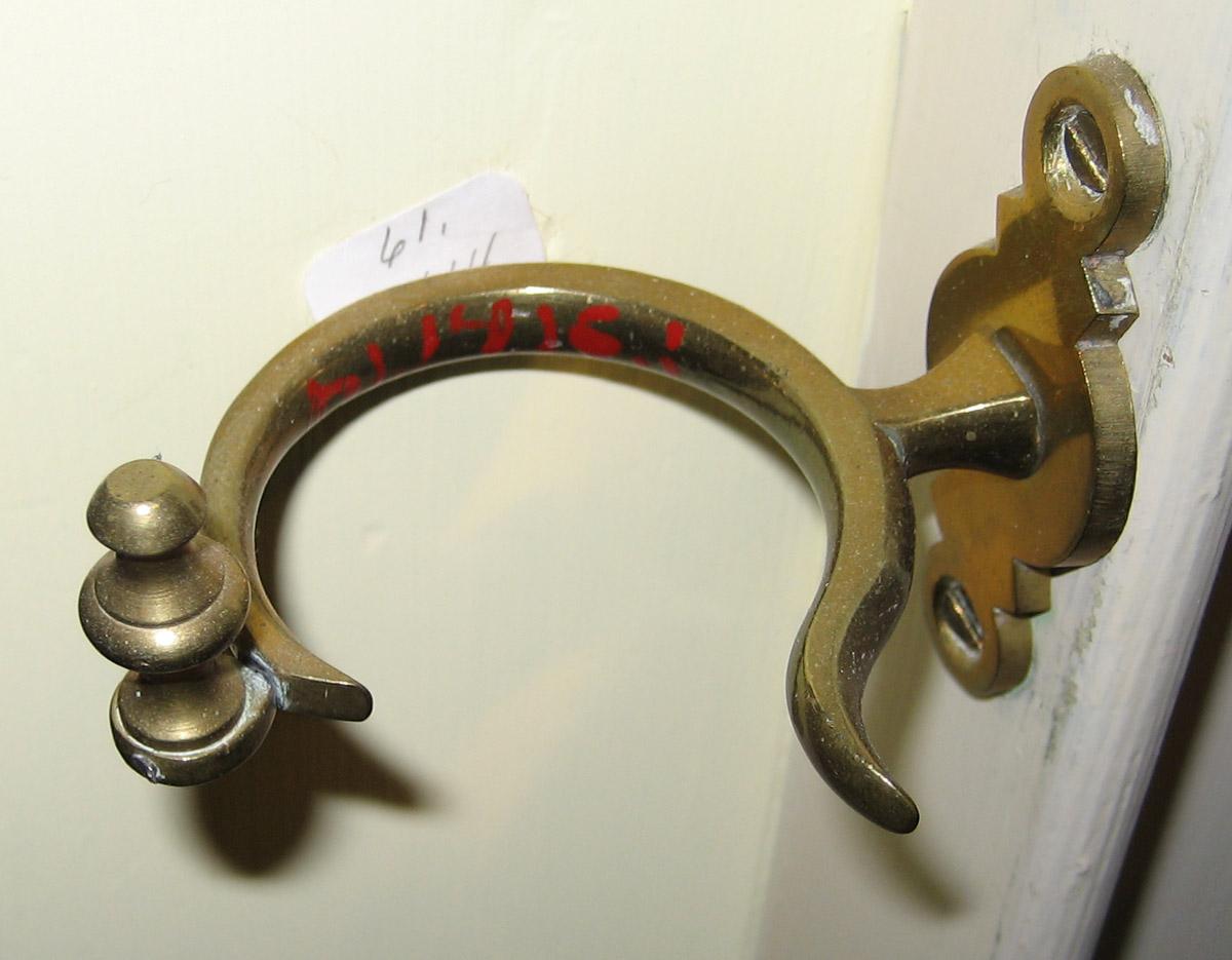 1961.1416.001 Jamb Hook