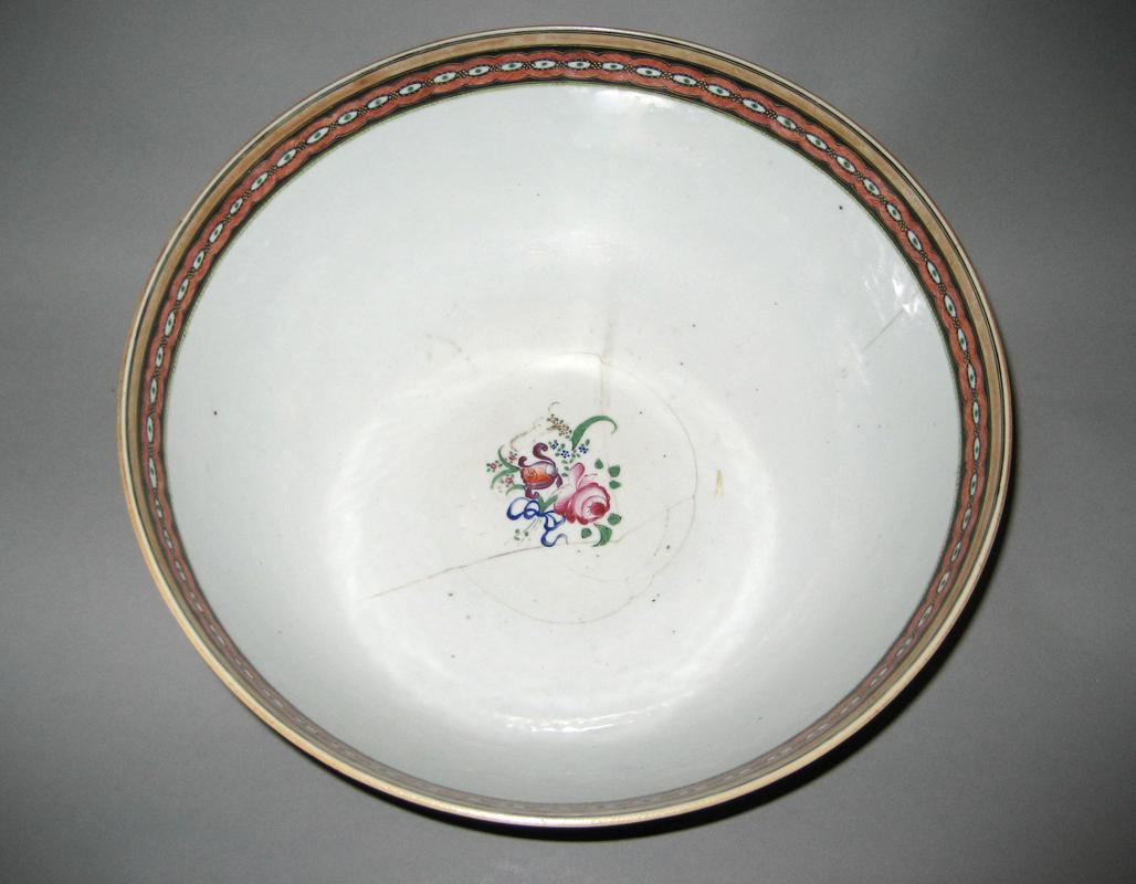 1961.1421.001 Punch bowl upper