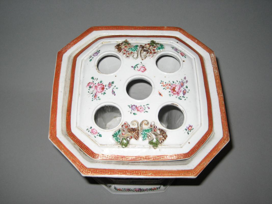1961.1430.012 Bough Pot upper