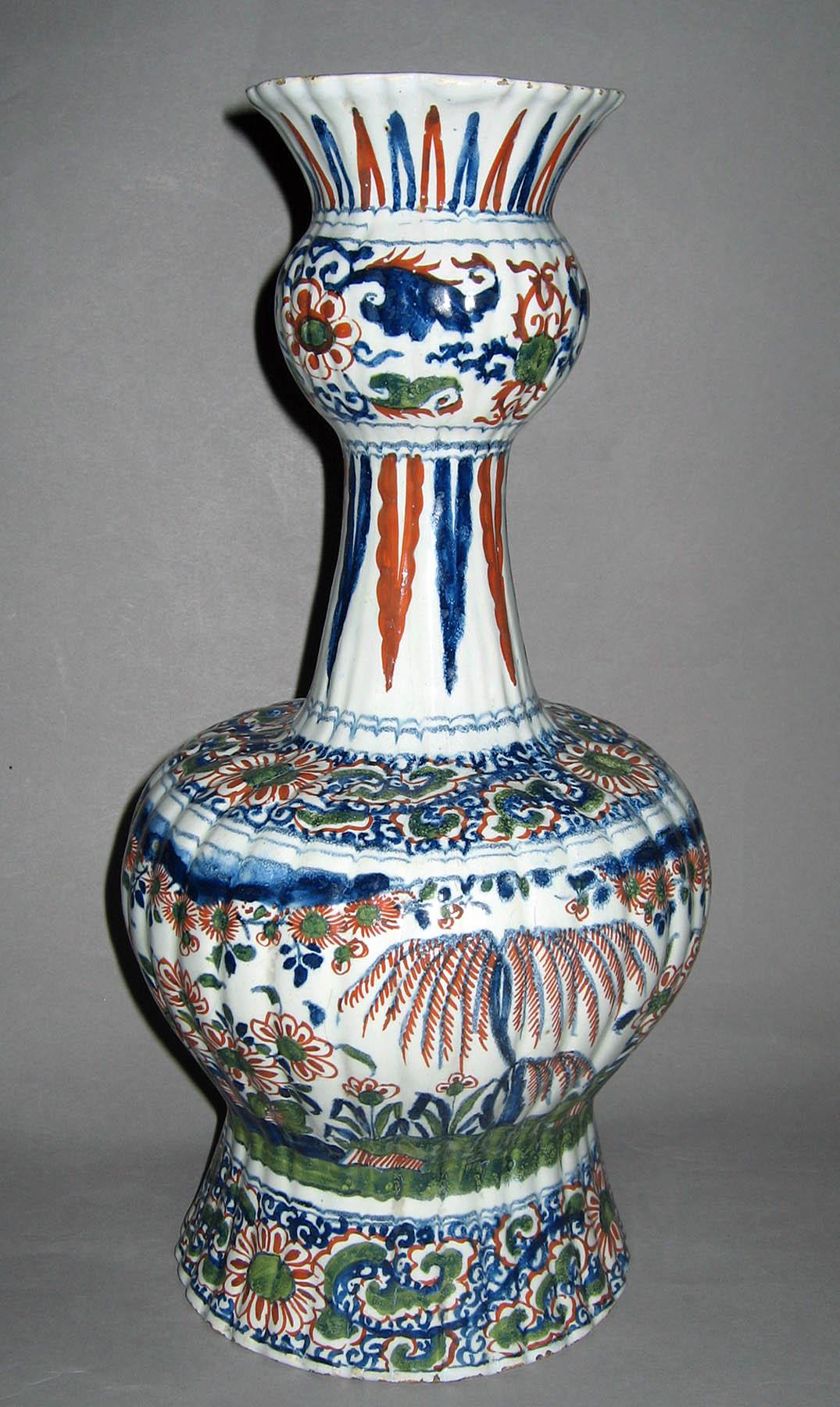 1961.1461.002 Delftware vase