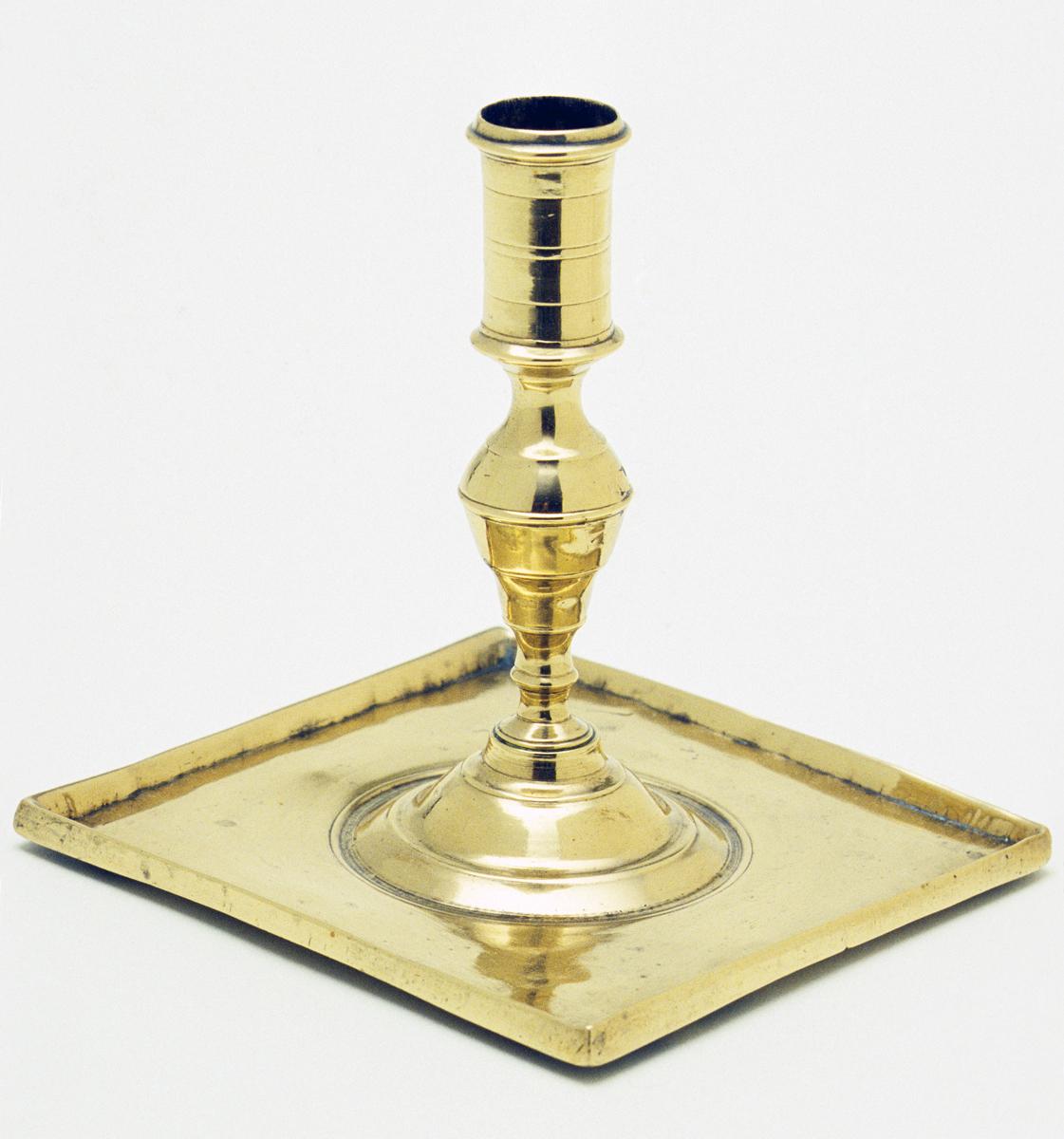 1961.1473 Candlestick