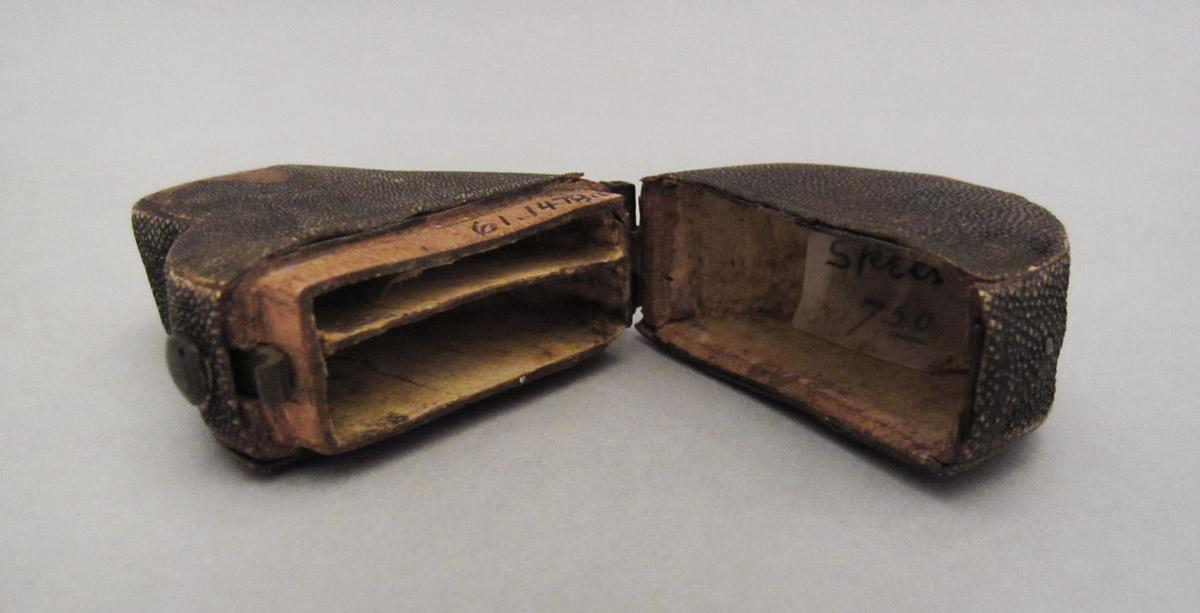 1961.1478 A Pince-nez case, interior