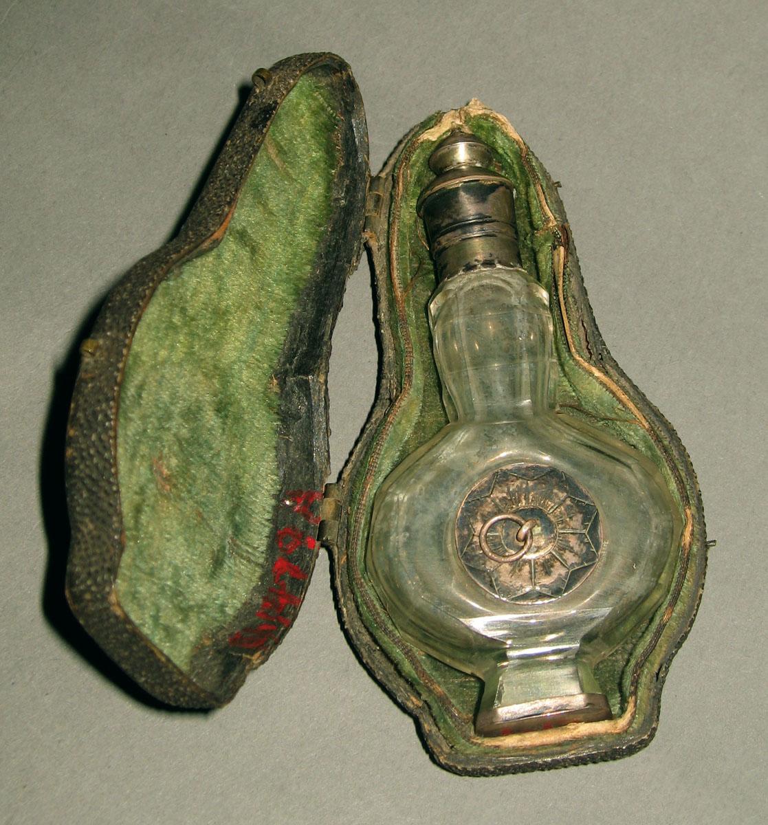 1961.1479 A, B Glass scent bottle and case
