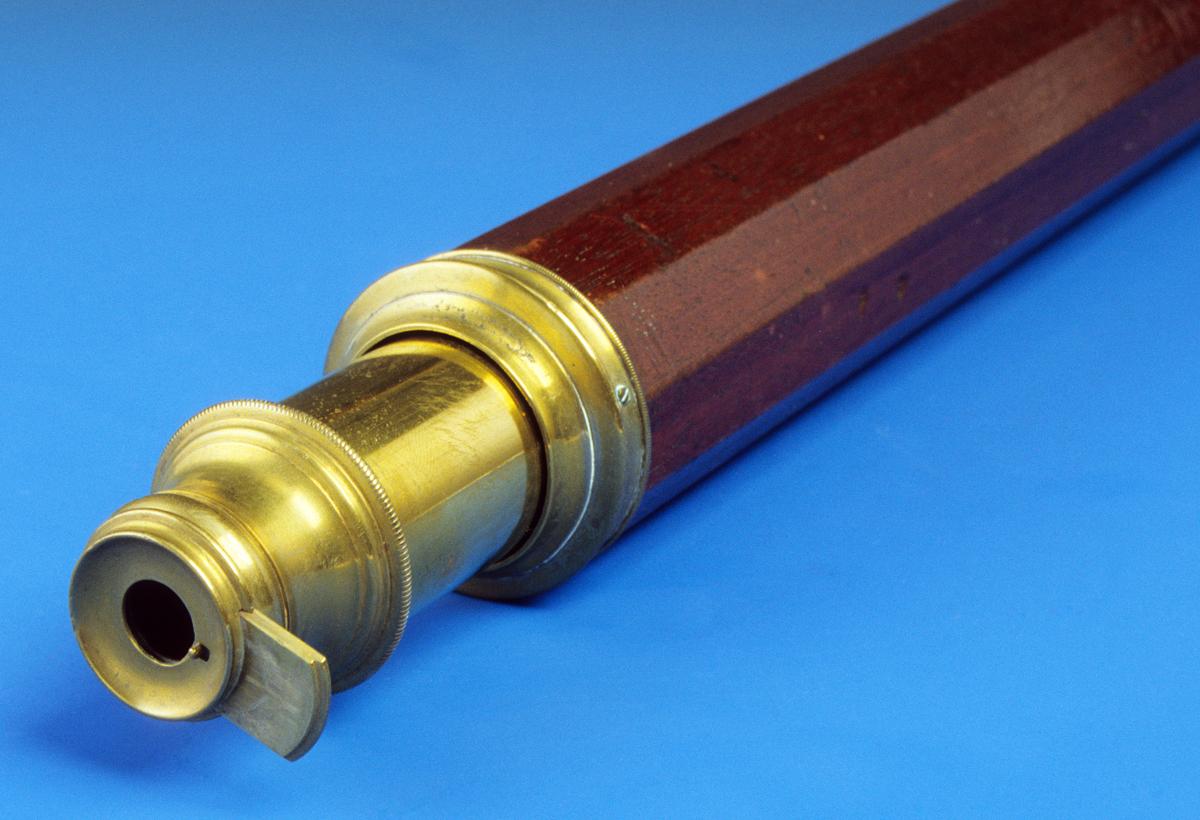 1961.1488 A-F Telescope
