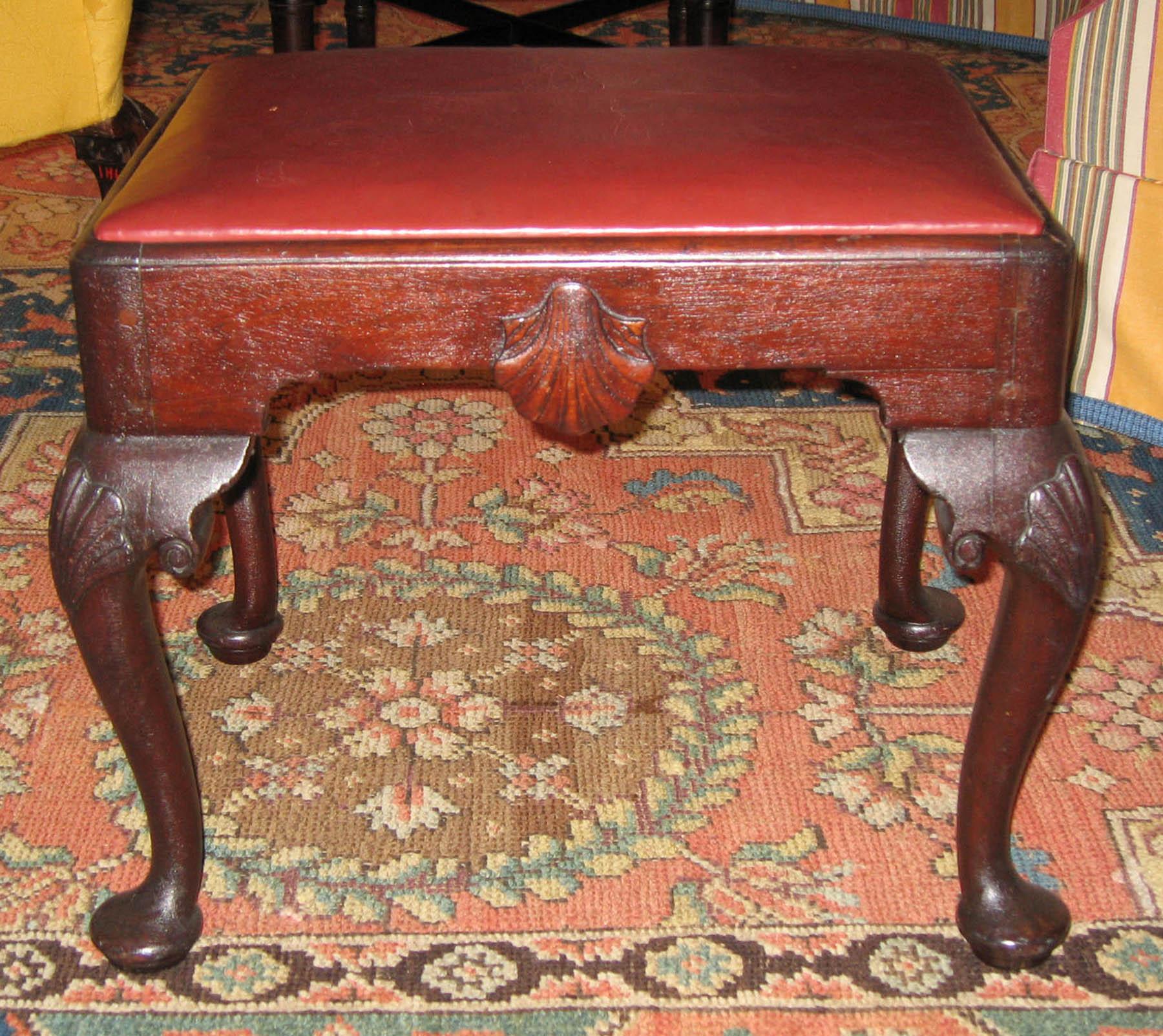 1961.1533 Stool