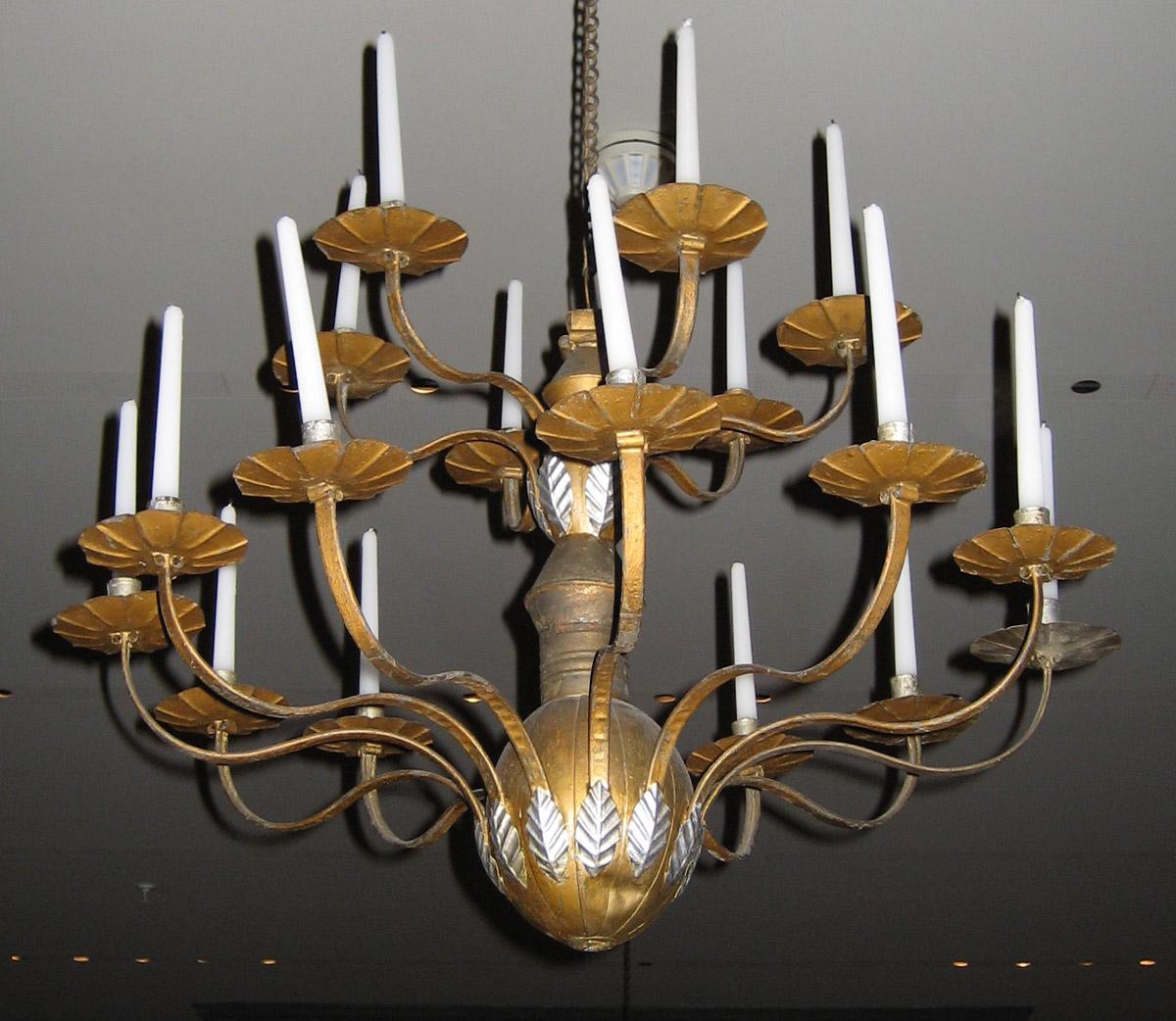 1961.1550.001 Chandelier