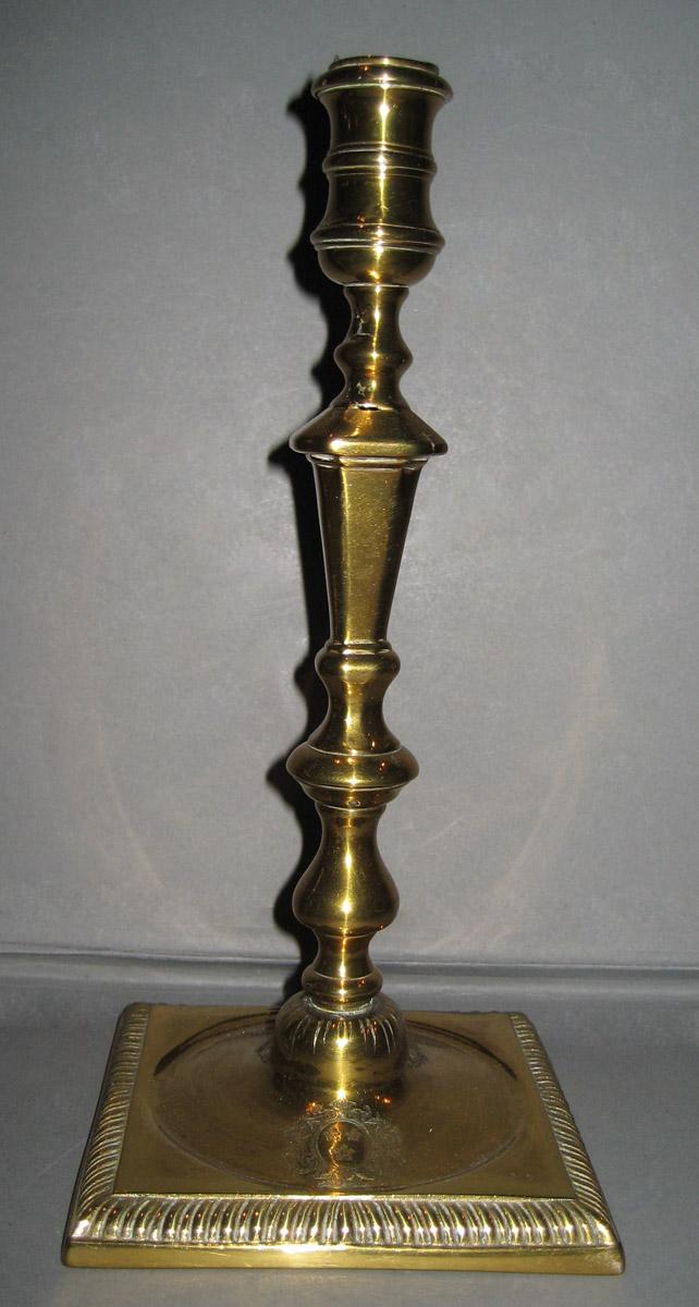 1961.1553.002 Candlestick