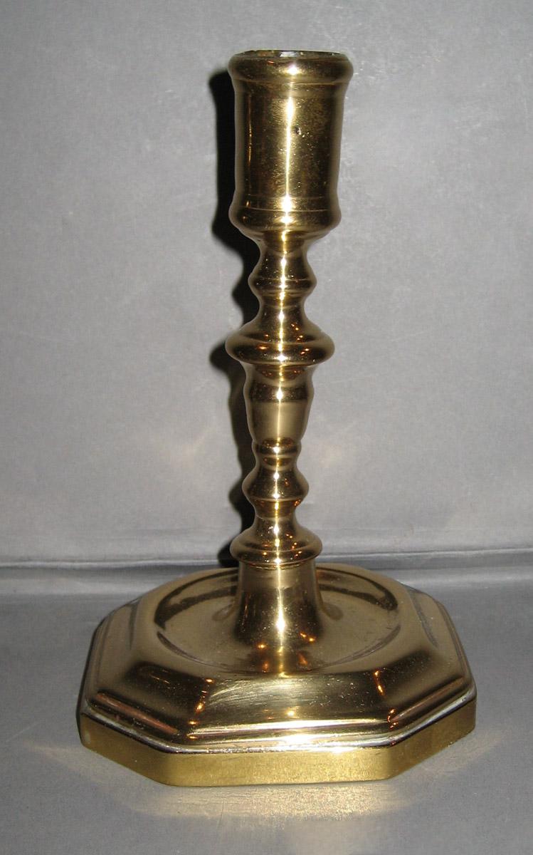 1961.1555.002 Candlestick