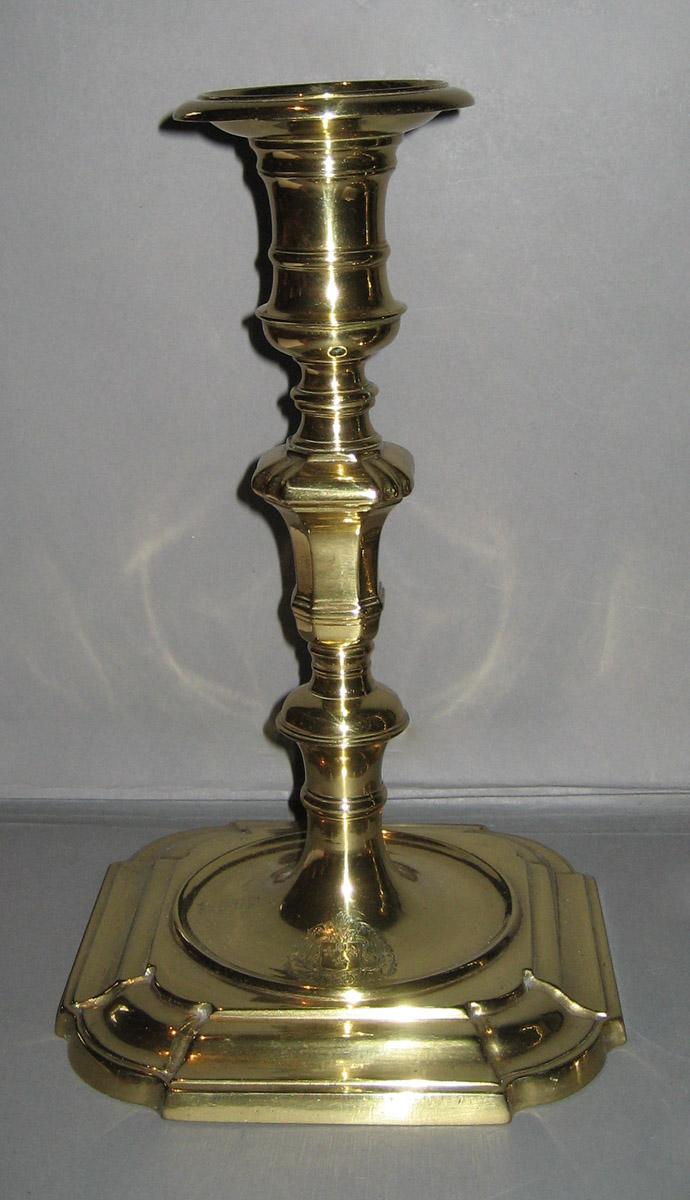 1961.1558.001 Candlestick