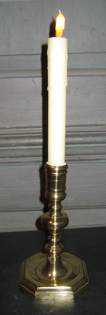1961.1559 Candlestick