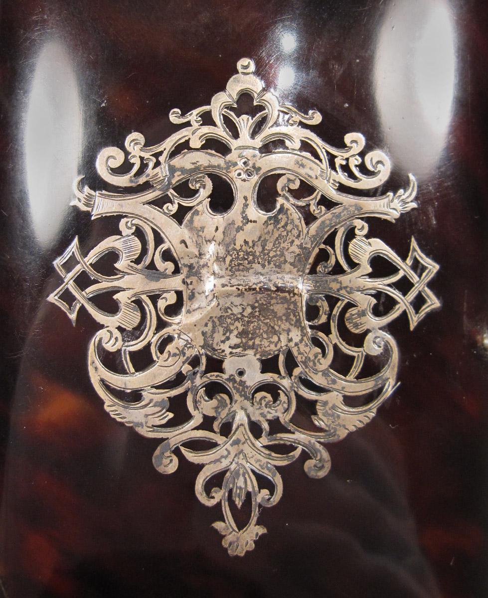 1961.1613 Box, detail