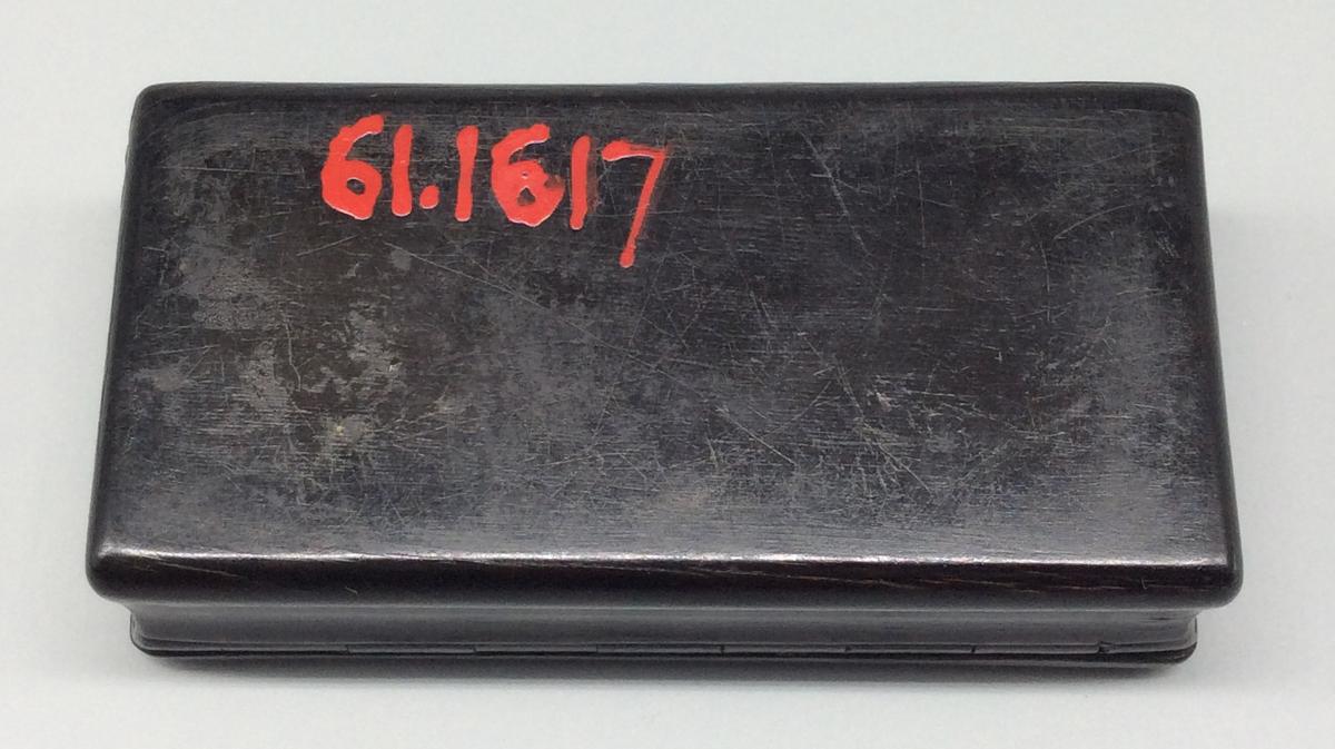 1961.1617 Box, view 4