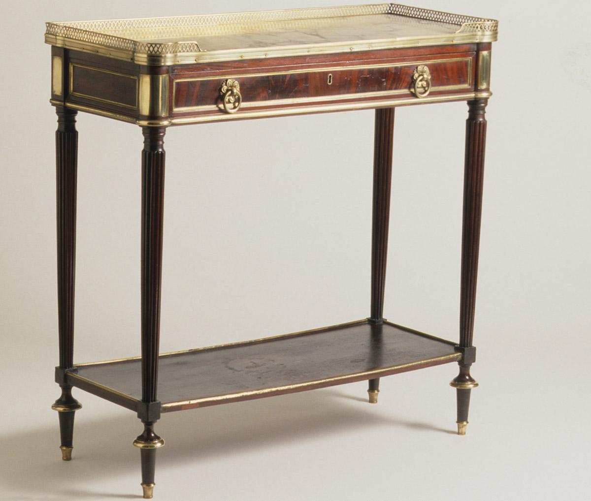 1961.1693 Table, view 3