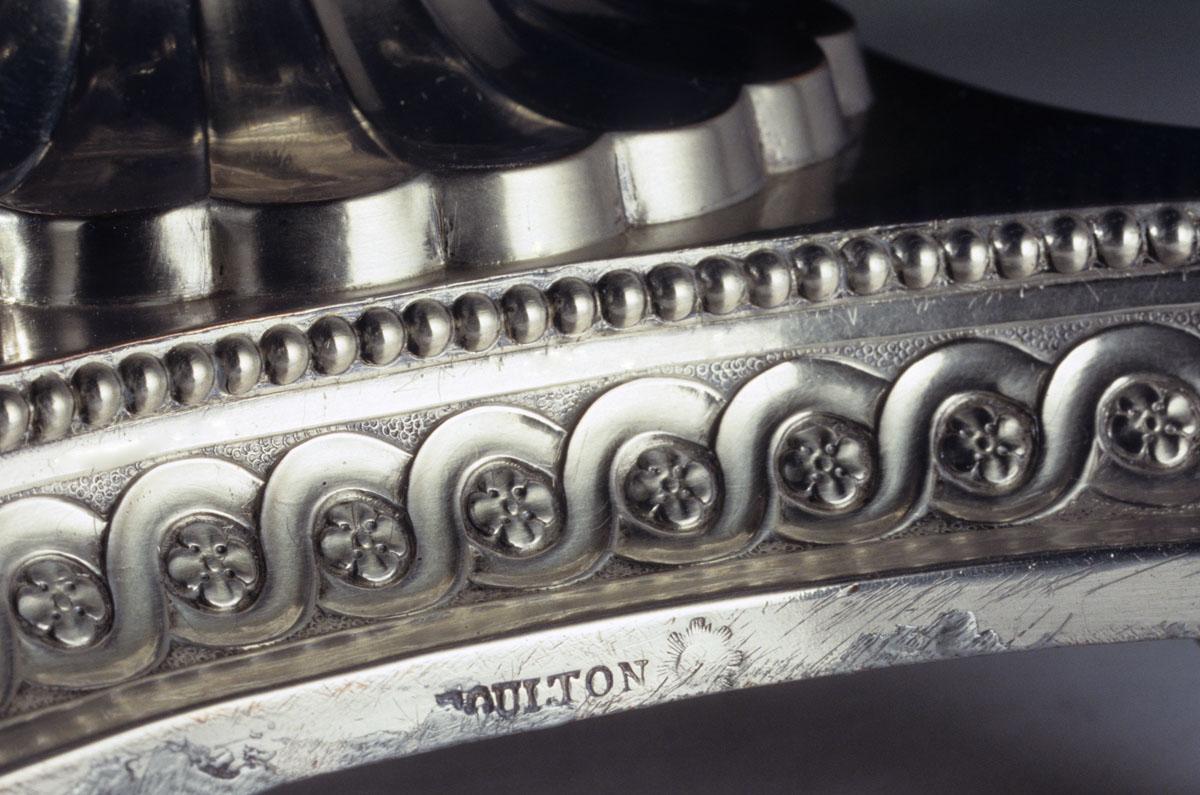 1961.1725 Argand lamp detail