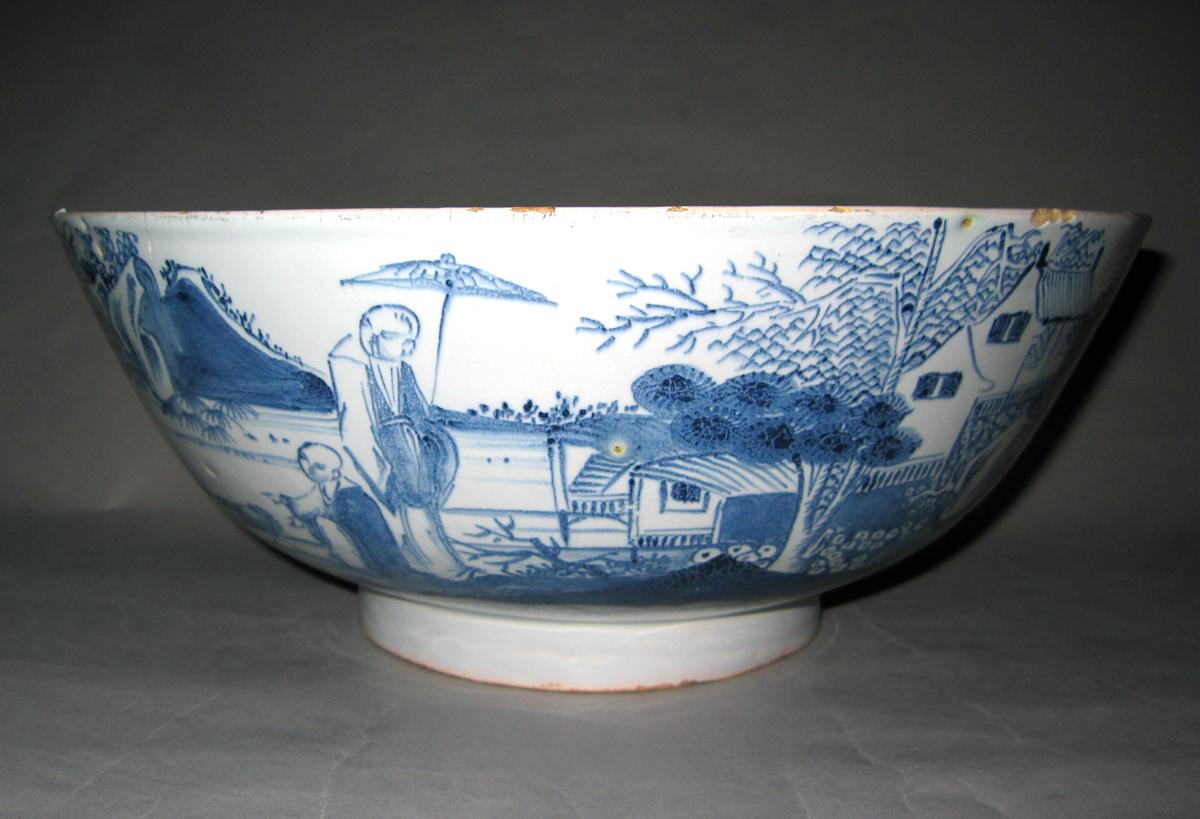 1961.1750 Delft bowl face 1