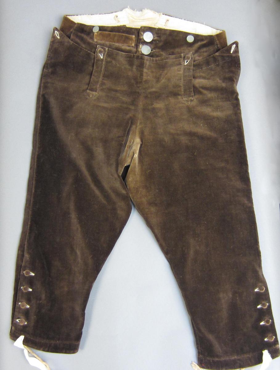 1962.0027 Breeches, View 1